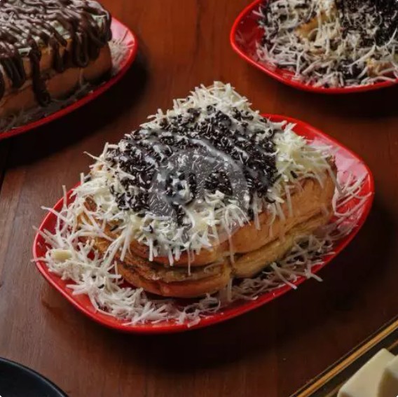Roti Pisang Bakar Cokelat Keju
