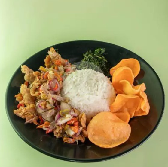 Nasi kulit Sambal matah